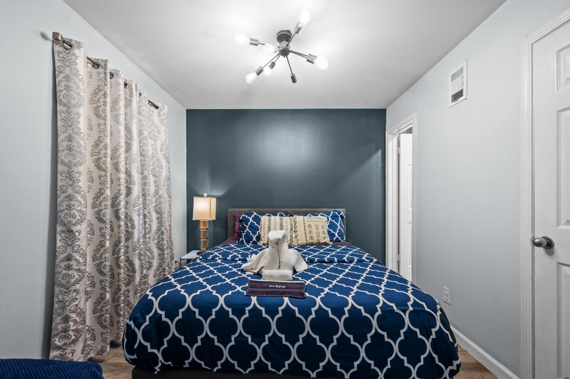 Apartment Chic Bohemian Loft Close To Montrose Downtown And Med Center